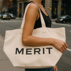 NWT Merit The Everything Bag Canvas Tote 🤍